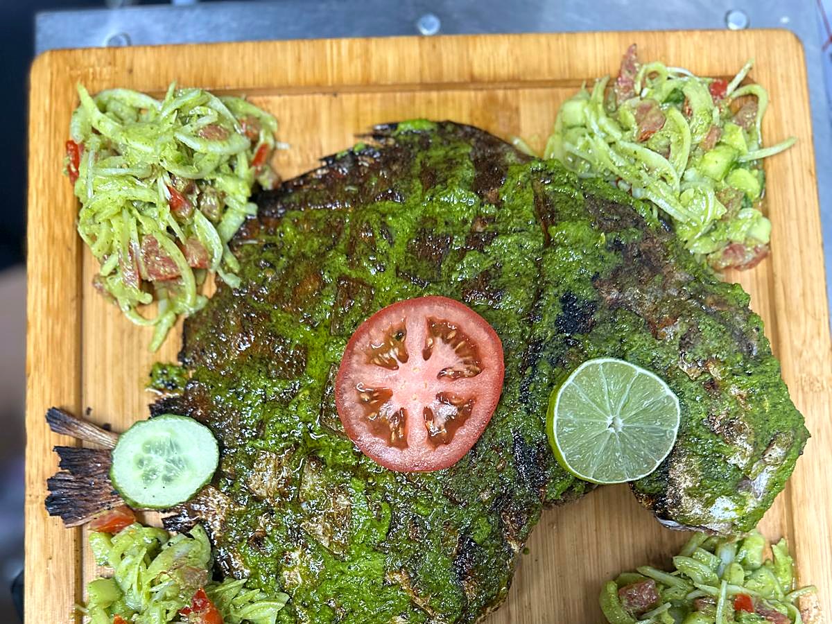 Poisson aux herbes et œufs